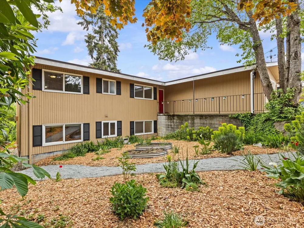 14445 5th Avenue S Burien, WA 98168