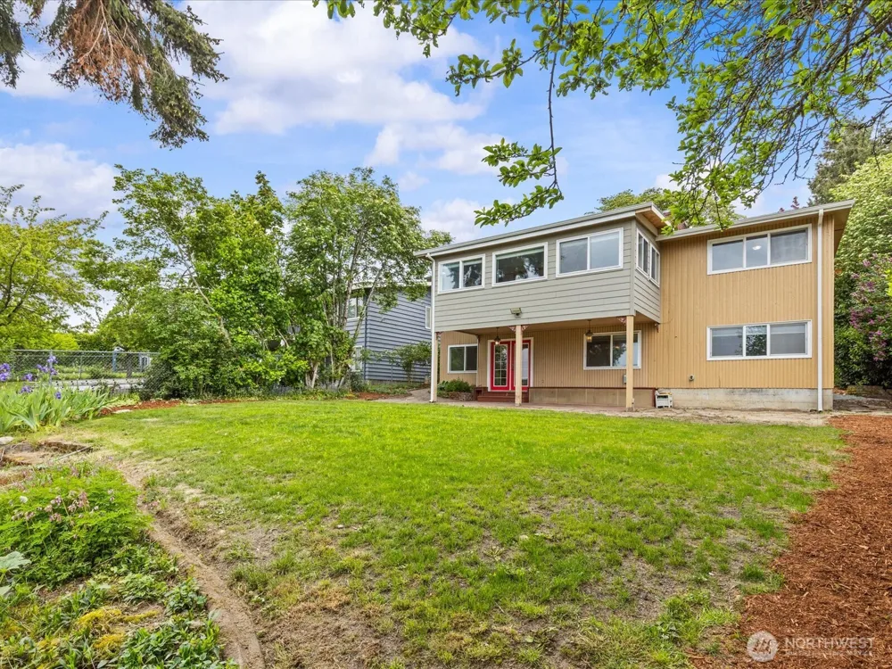 14445 5th Avenue S Burien, WA 98168