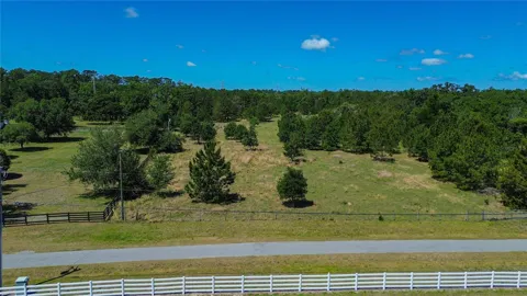 6489 QUARTERHORSE LANE