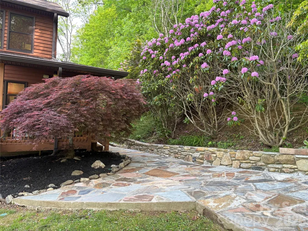 52 Mountain Park Drive Mars Hill, NC 28754