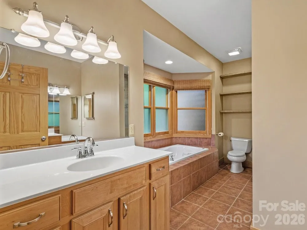 52 Mountain Park Drive Mars Hill, NC 28754