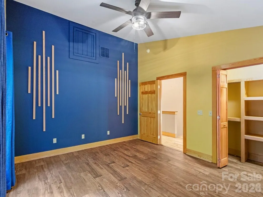 52 Mountain Park Drive Mars Hill, NC 28754