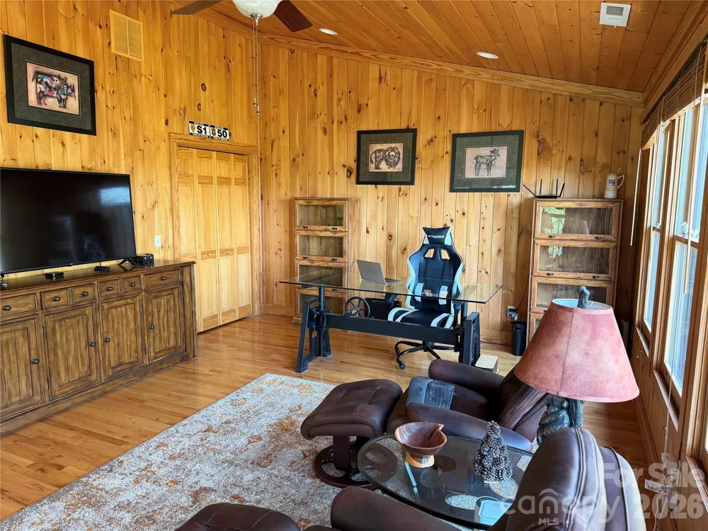 52 Mountain Park Drive Mars Hill, NC 28754