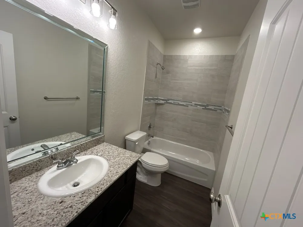 5104 Rose Garden Loop Killeen, TX 76542