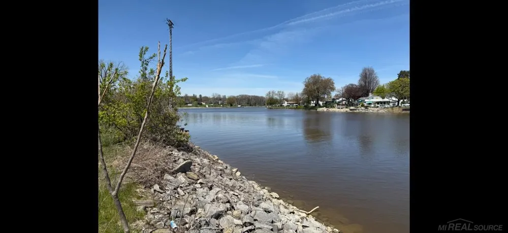Lot 2 Water Street Port Huron Charter Township, MI 48060