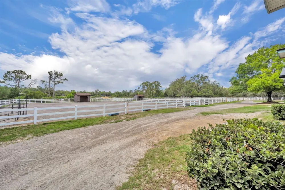 3287 COUNTY ROAD 426 Geneva, FL 32732