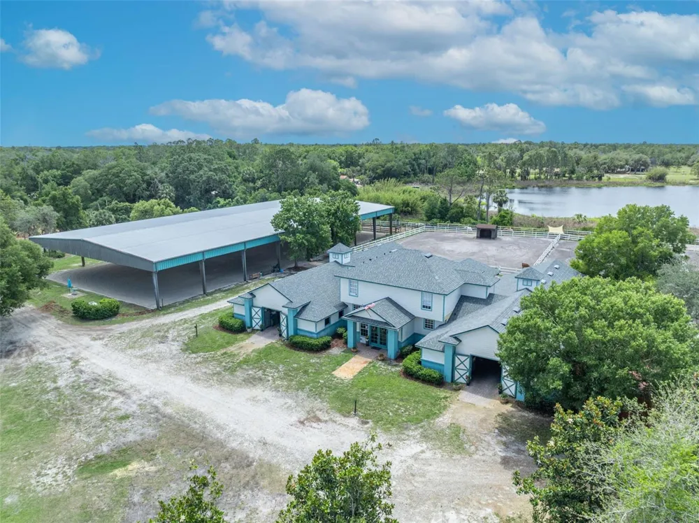 3287 COUNTY ROAD 426 Geneva, FL 32732