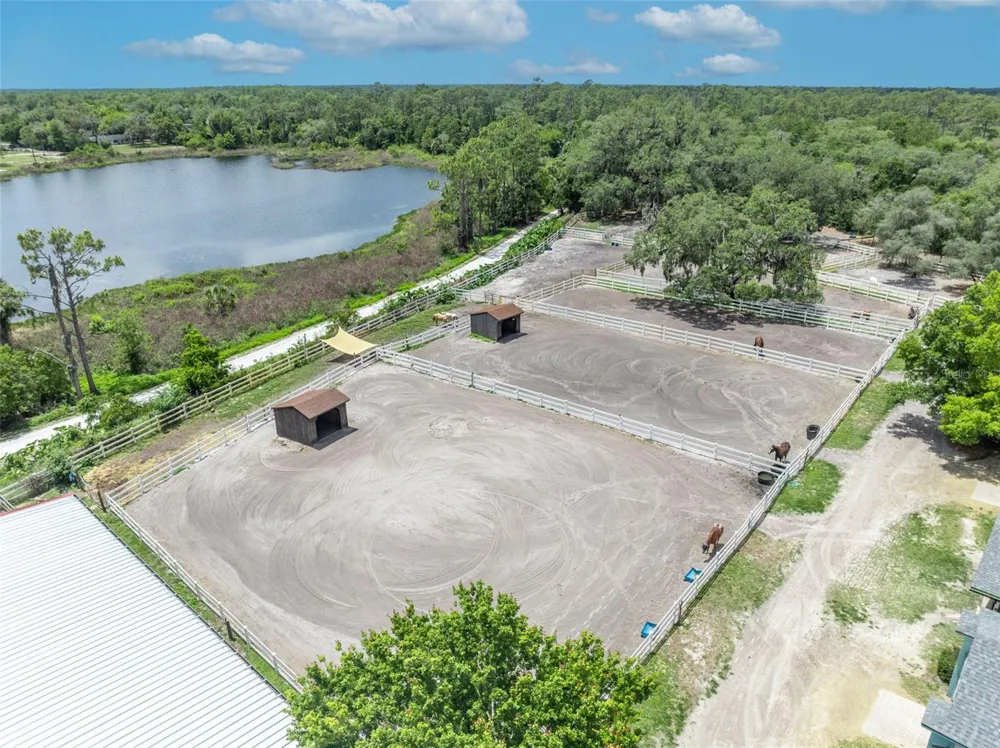 3287 COUNTY ROAD 426 Geneva, FL 32732