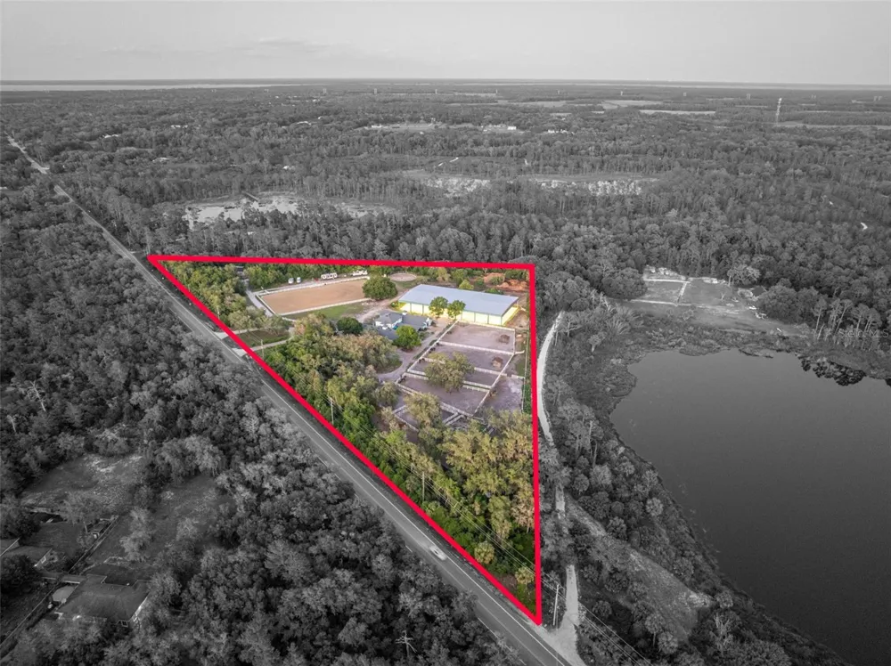 3287 COUNTY ROAD 426 Geneva, FL 32732