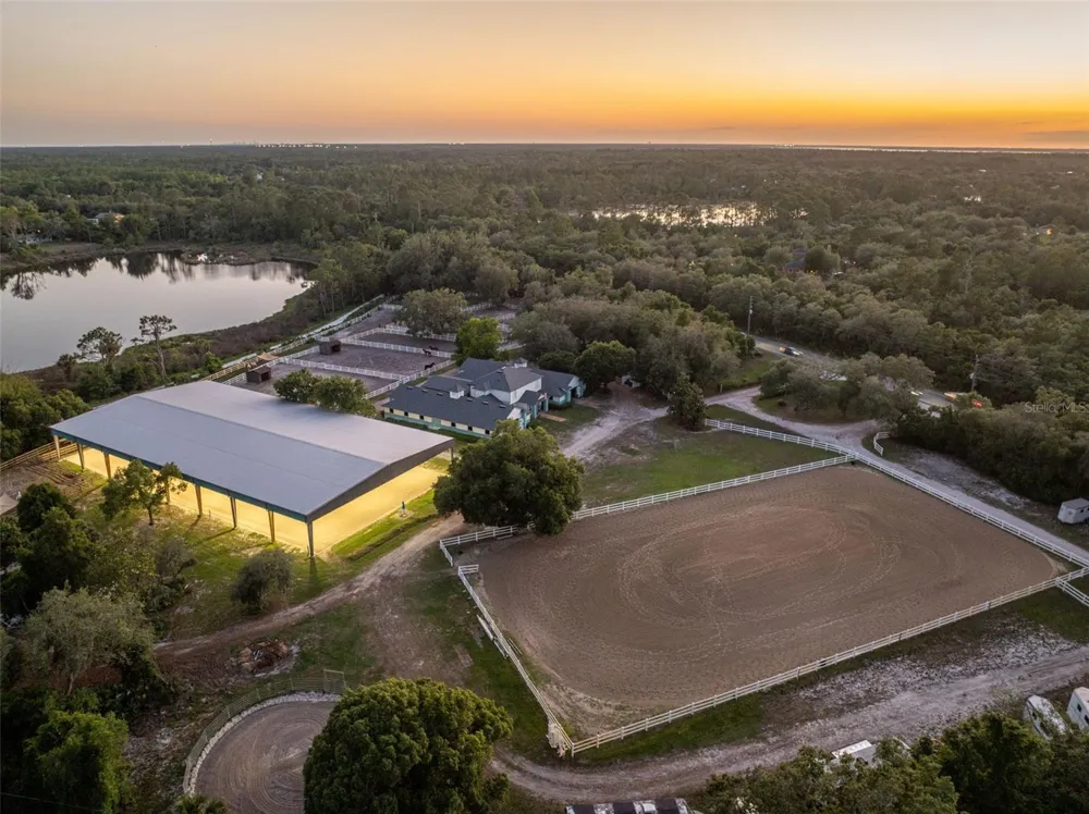 3287 COUNTY ROAD 426 Geneva, FL 32732