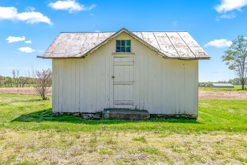 15791 Rice Road Camden, MI 49232