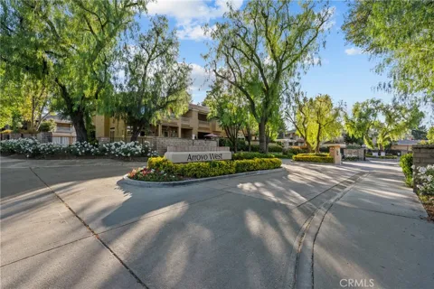 24029 Arroyo Park Drive #7