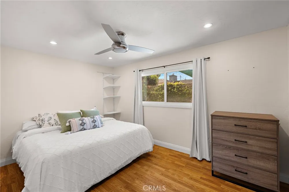 416 Opal Cove Way Seal Beach, CA 90740