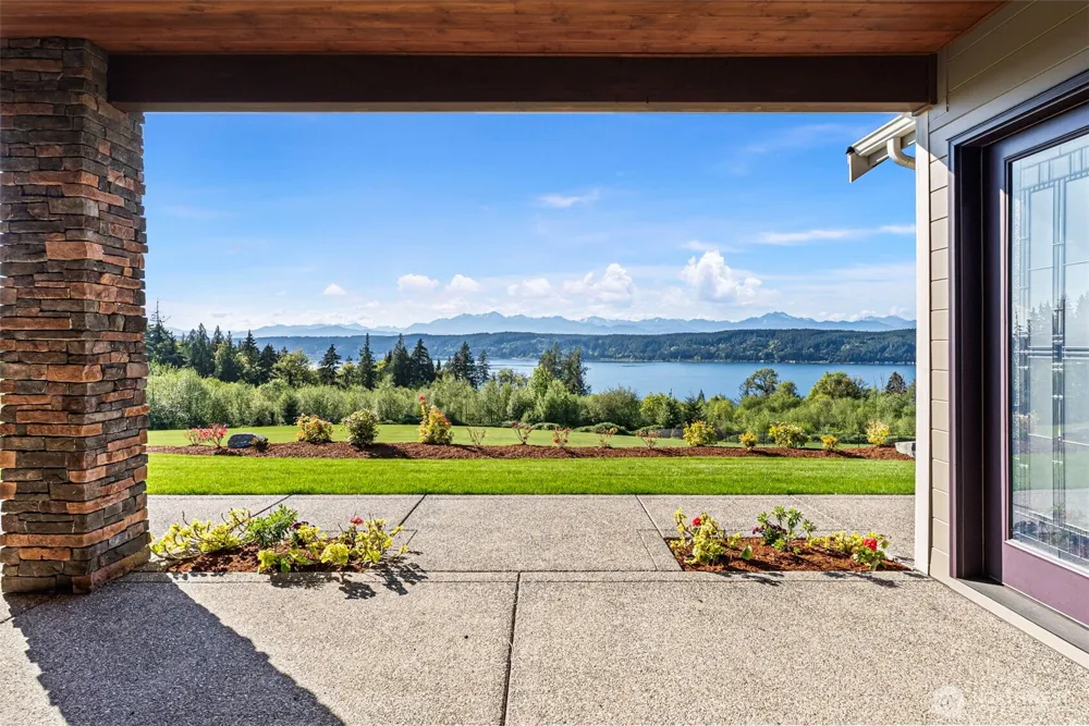 151 E Windy Ridge Lane Belfair, WA 98528