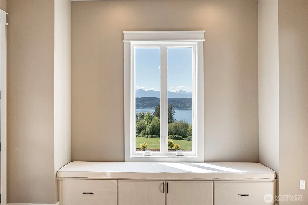 151 E Windy Ridge Lane Belfair, WA 98528