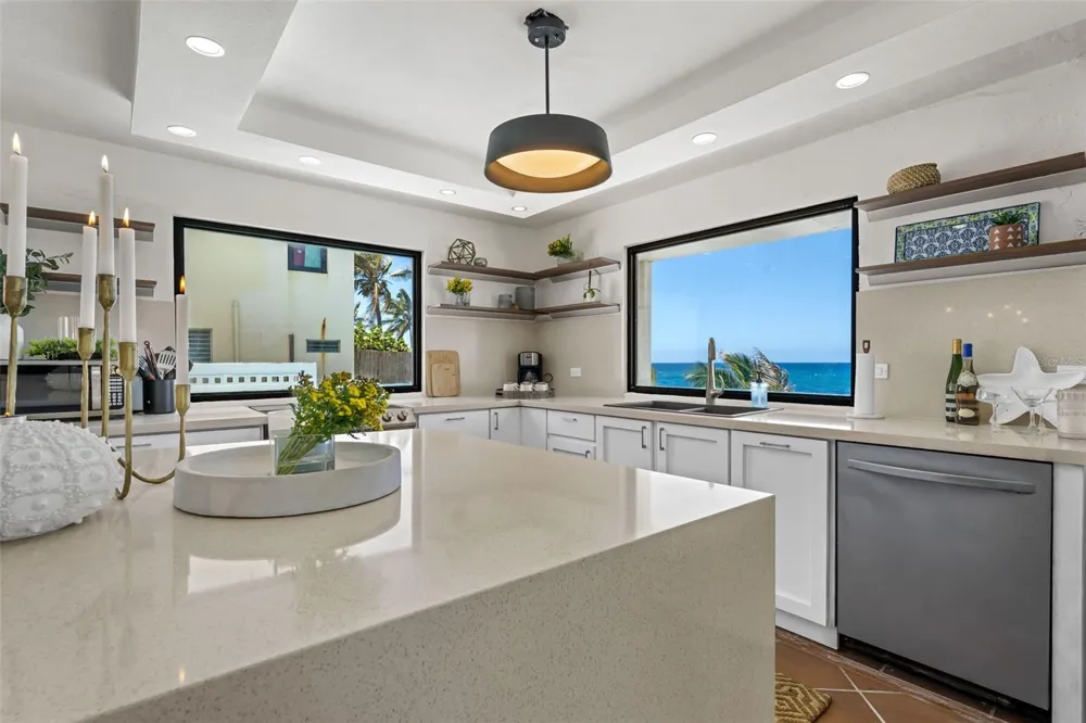 91 G KENNEDY STREET Dorado, PR 00646