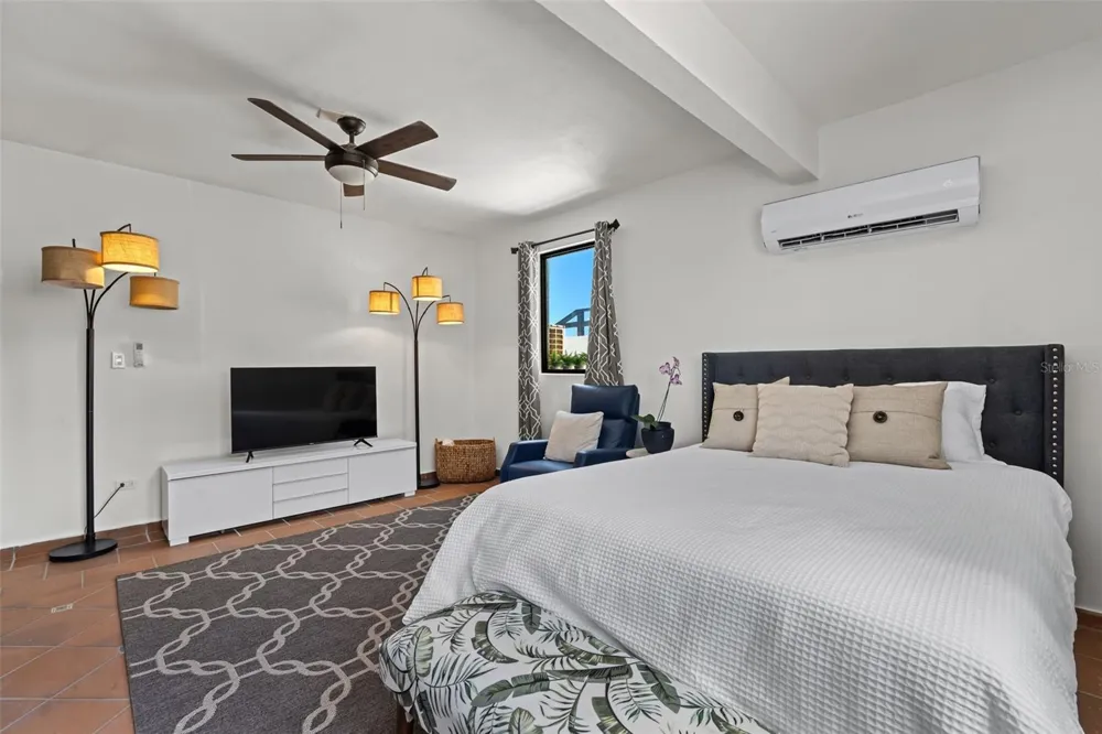 91 G KENNEDY STREET Dorado, PR 00646