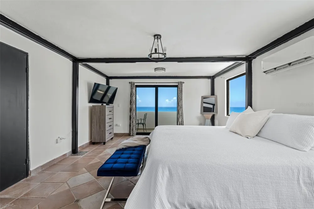 91 G KENNEDY STREET Dorado, PR 00646