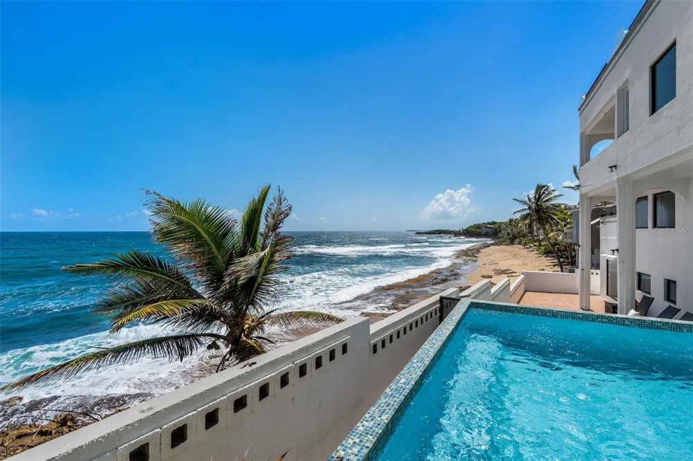 91 G KENNEDY STREET Dorado, PR 00646