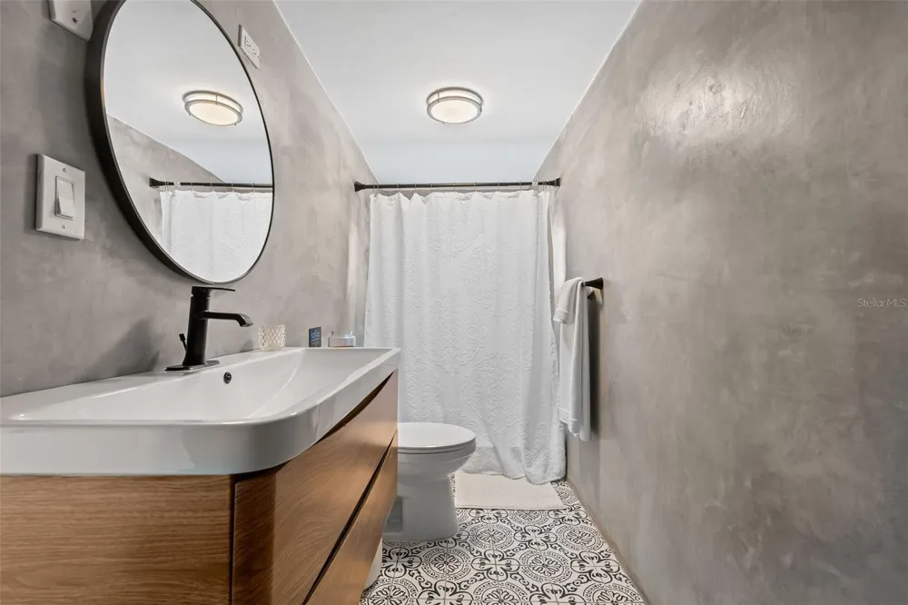 91 G KENNEDY STREET Dorado, PR 00646