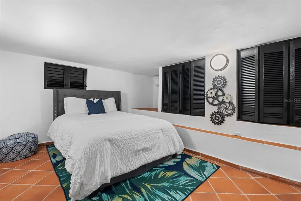 91 G KENNEDY STREET Dorado, PR 00646