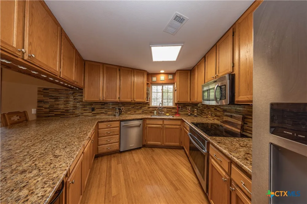 1645 Agarita Drive Fischer, TX 78623