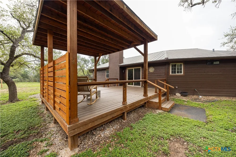 1645 Agarita Drive Fischer, TX 78623