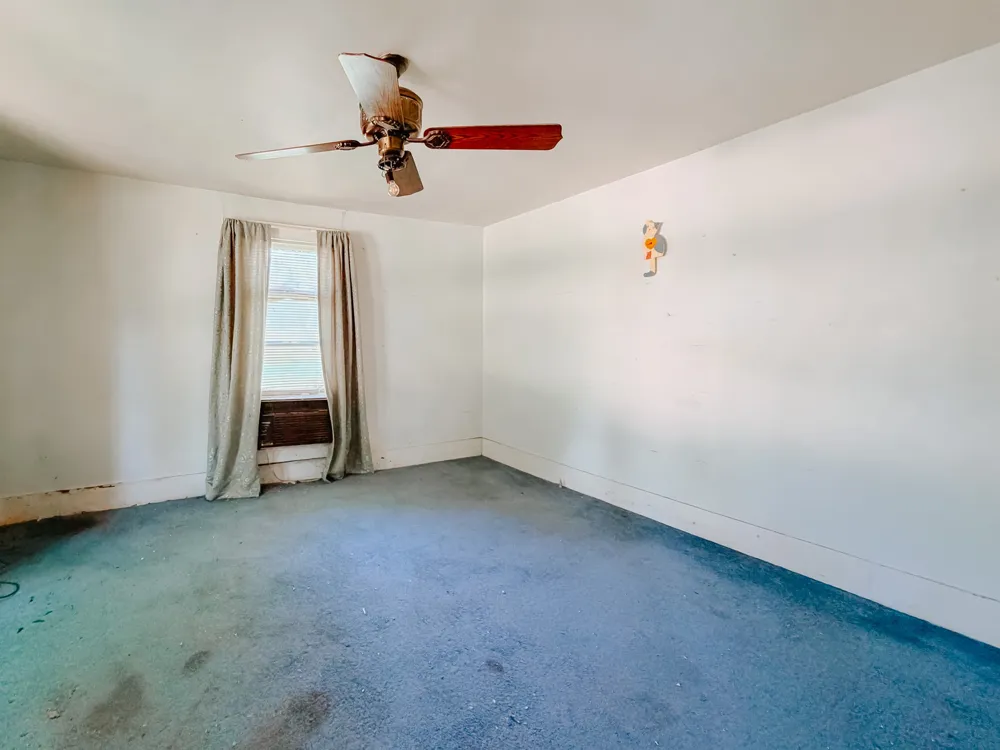 305 3rd Street Coolidge, TX 76693