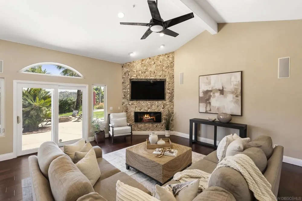 14998 Budwin Ln Poway, CA 92064