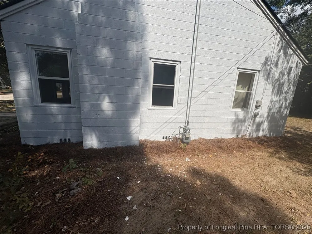 116 E McNeill Drive Red Springs, NC 28377