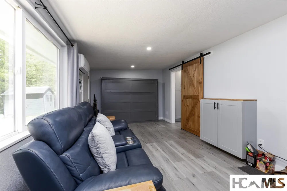 26 Weasel Way Sapphire, NC 28774