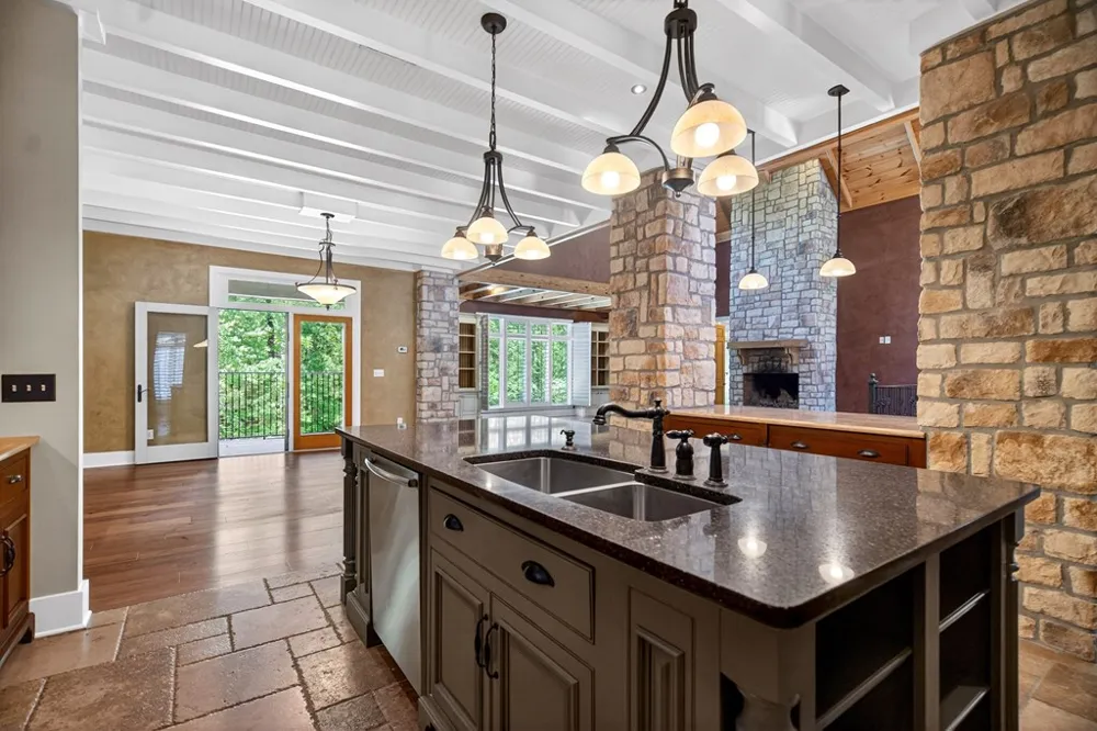 1154 Hunter Road Cataula, GA 31804