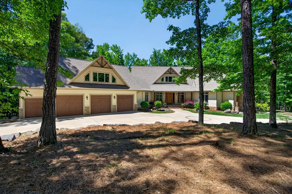 1154 Hunter Road Cataula, GA 31804