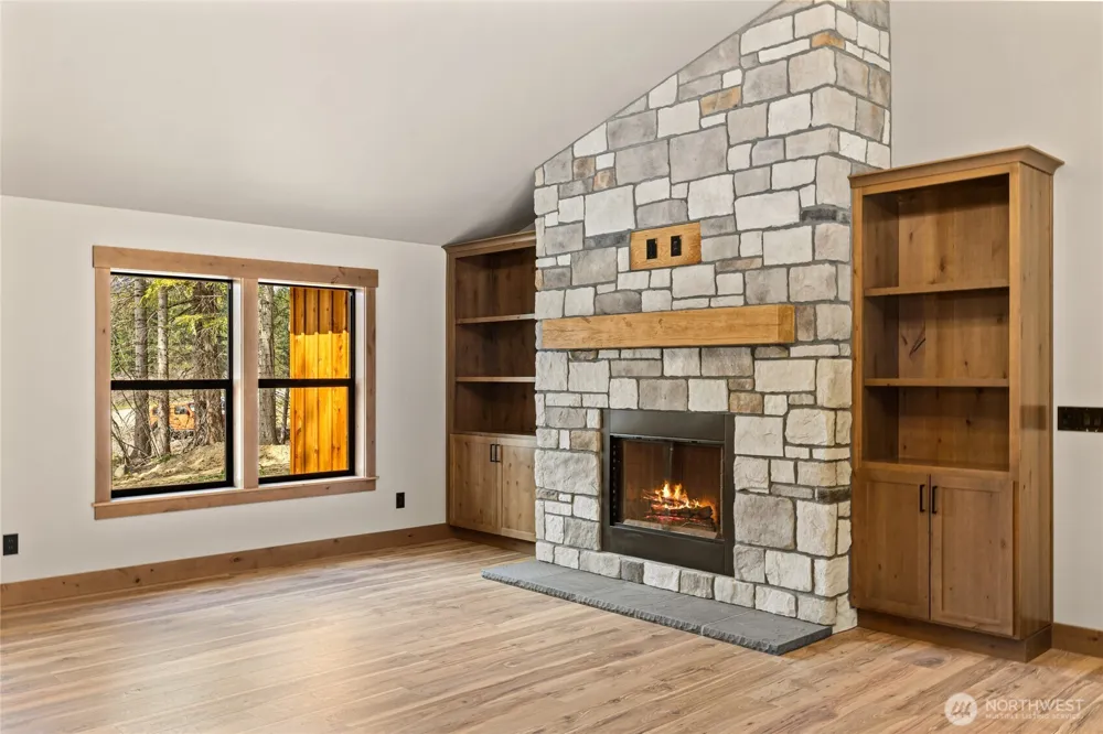 121 Bitterroot Lane Ronald, WA 98940