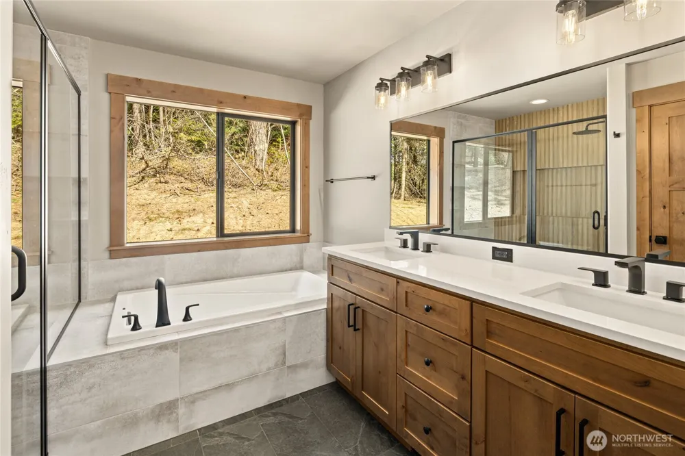 121 Bitterroot Lane Ronald, WA 98940