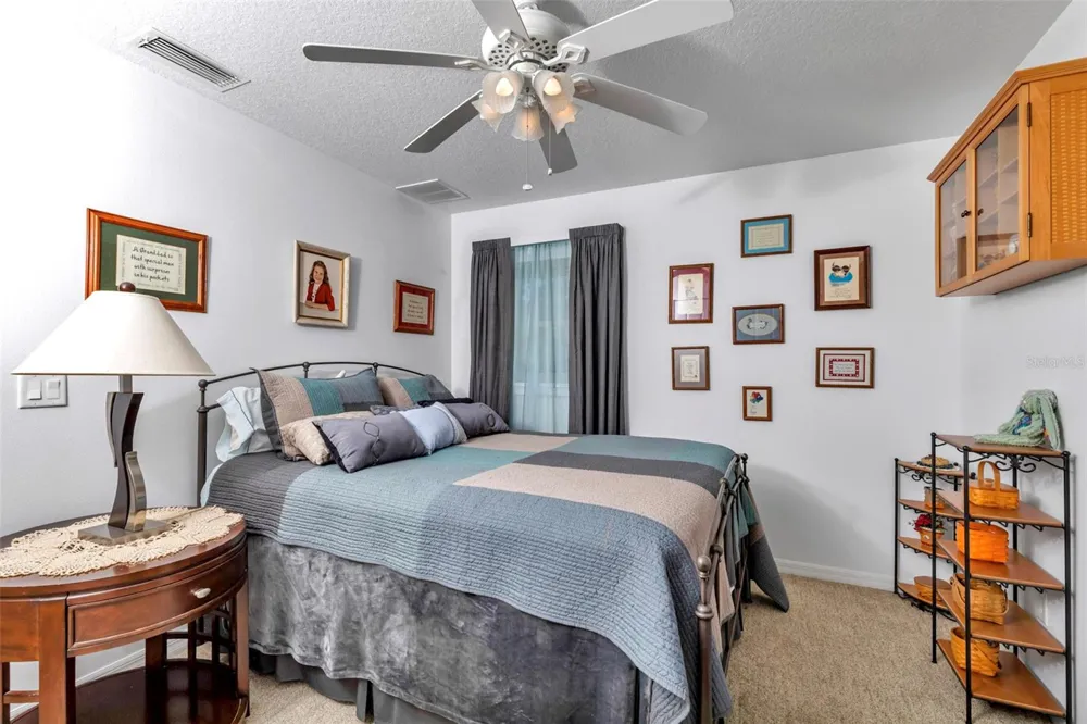 3325 S HWY 314A Ocklawaha, FL 32179
