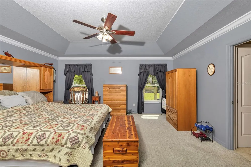 3325 S HWY 314A Ocklawaha, FL 32179