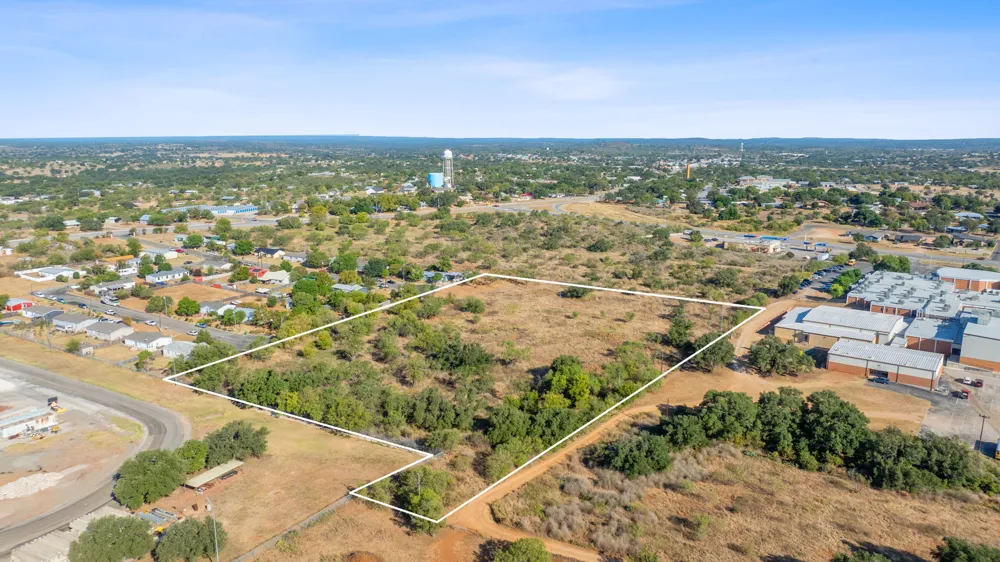 Village Ln Llano, TX 78643