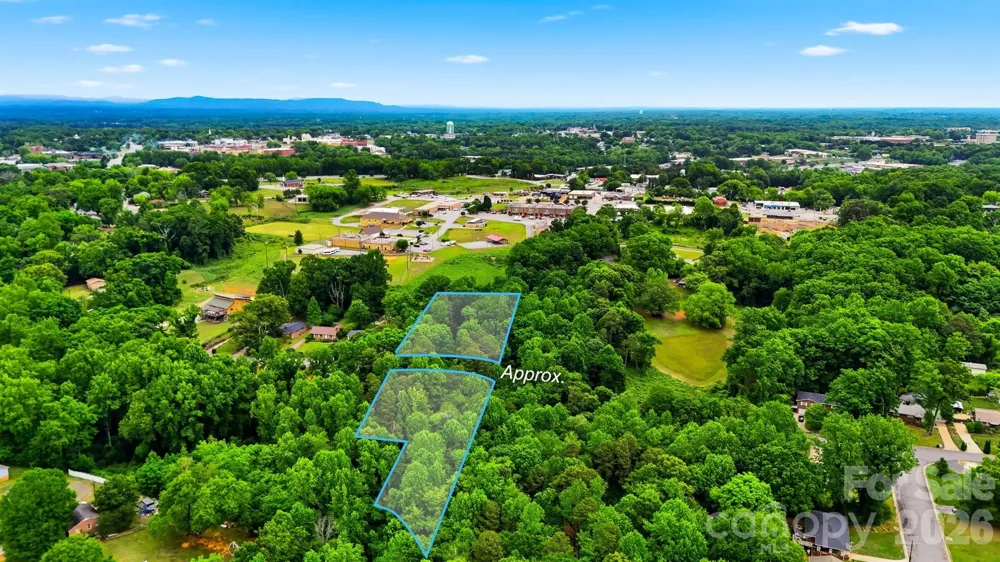 550 & 553 7th Street SE Hickory, NC 28602