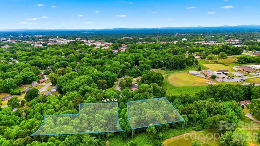 550 & 553 7th Street SE Hickory, NC 28602