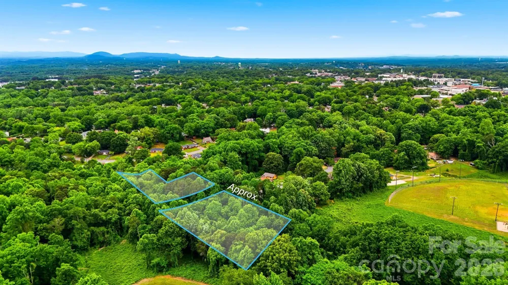 550 & 553 7th Street SE Hickory, NC 28602