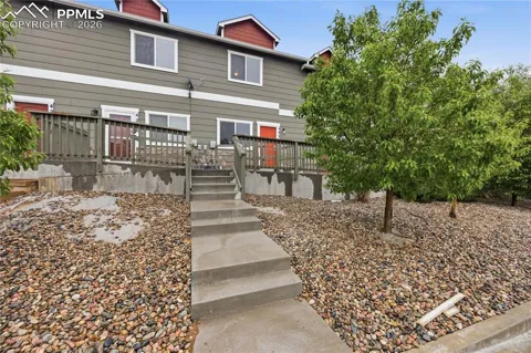 4252 Little Rock View
