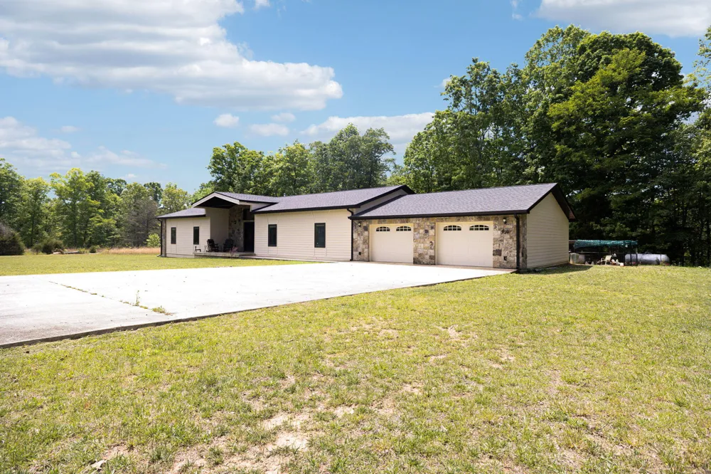 1500 Jackson Point Road Sewanee, TN 37375