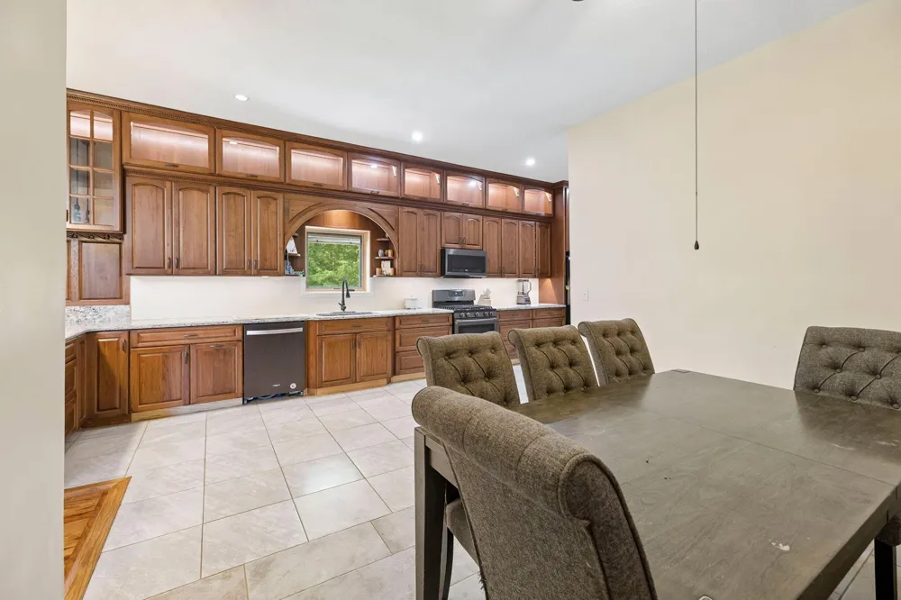 1500 Jackson Point Road Sewanee, TN 37375