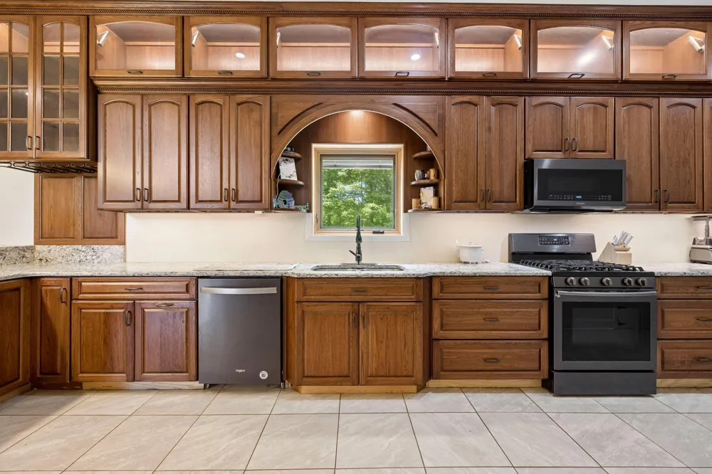 1500 Jackson Point Road Sewanee, TN 37375