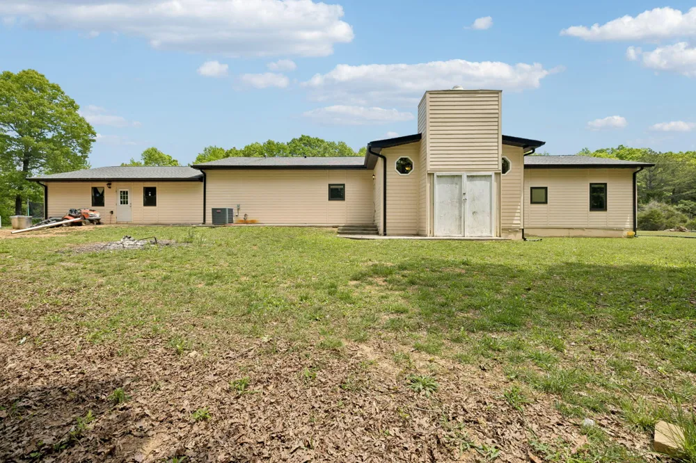 1500 Jackson Point Road Sewanee, TN 37375