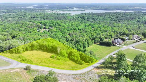 13 Riversound Drive