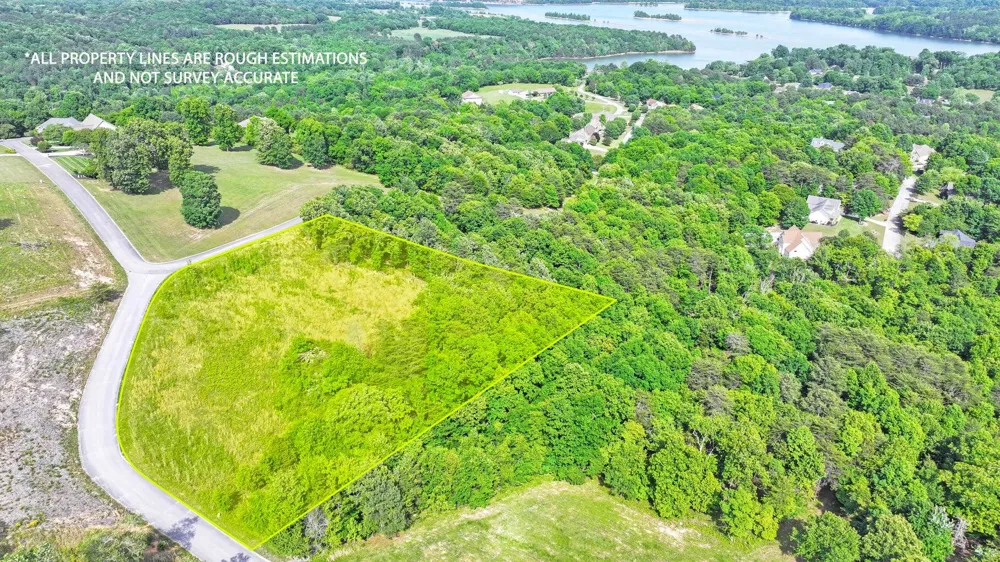 13 Riversound Drive Dayton, TN 37321