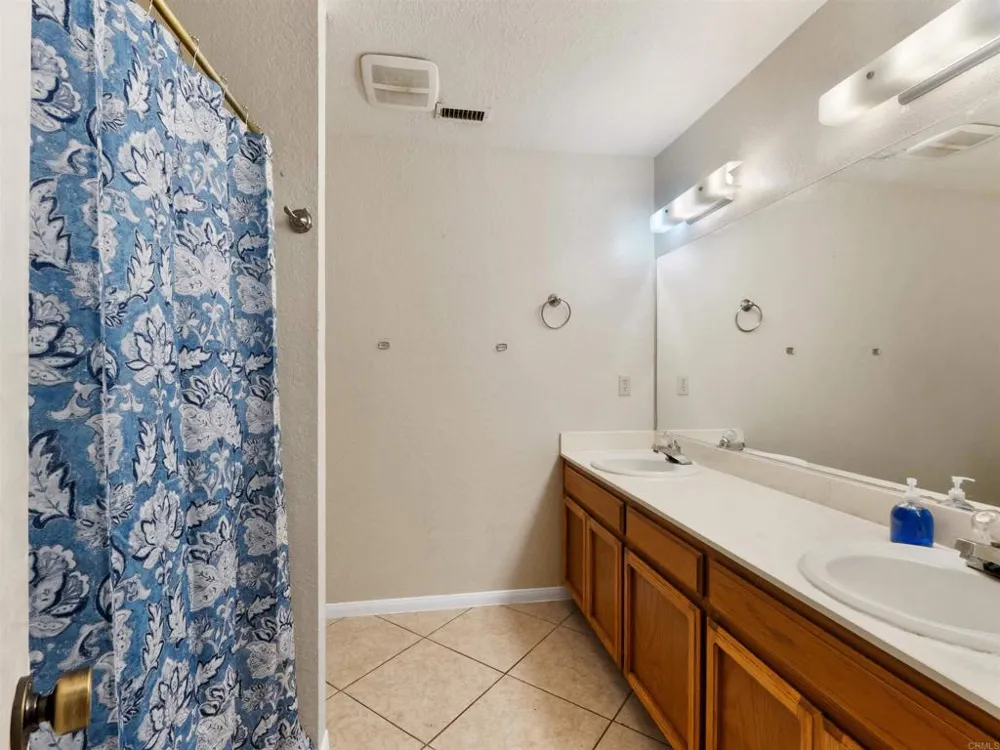 9549 Vista Aleta Valley Center, CA 92082