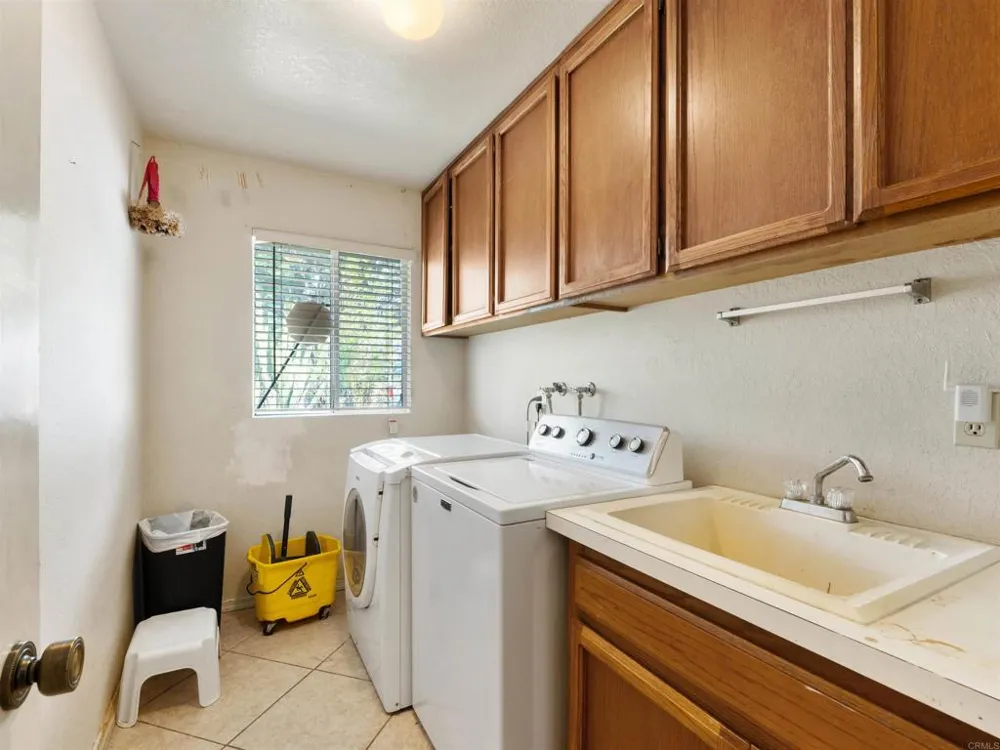 9549 Vista Aleta Valley Center, CA 92082